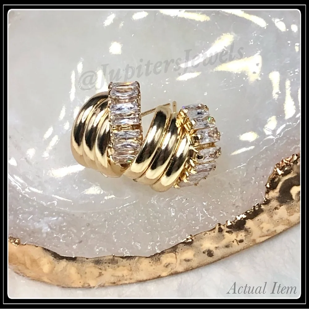Clearance! NEW GOLD HALF CRESCENT SIMULATED DIAMOND BAGUETTE HUGGIE EARRINGS